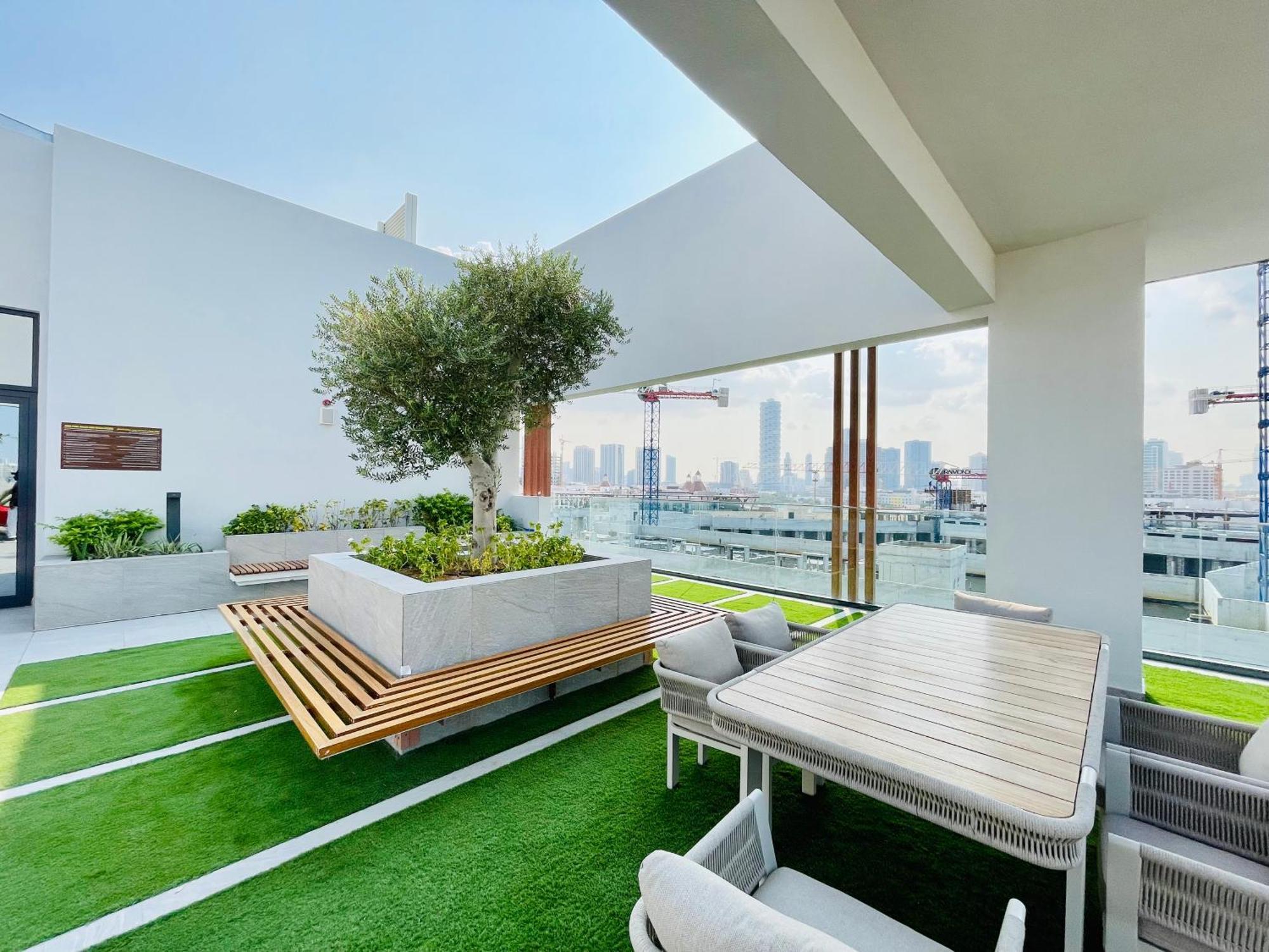 Brand New Luxury 1 Bedroom * Dubai