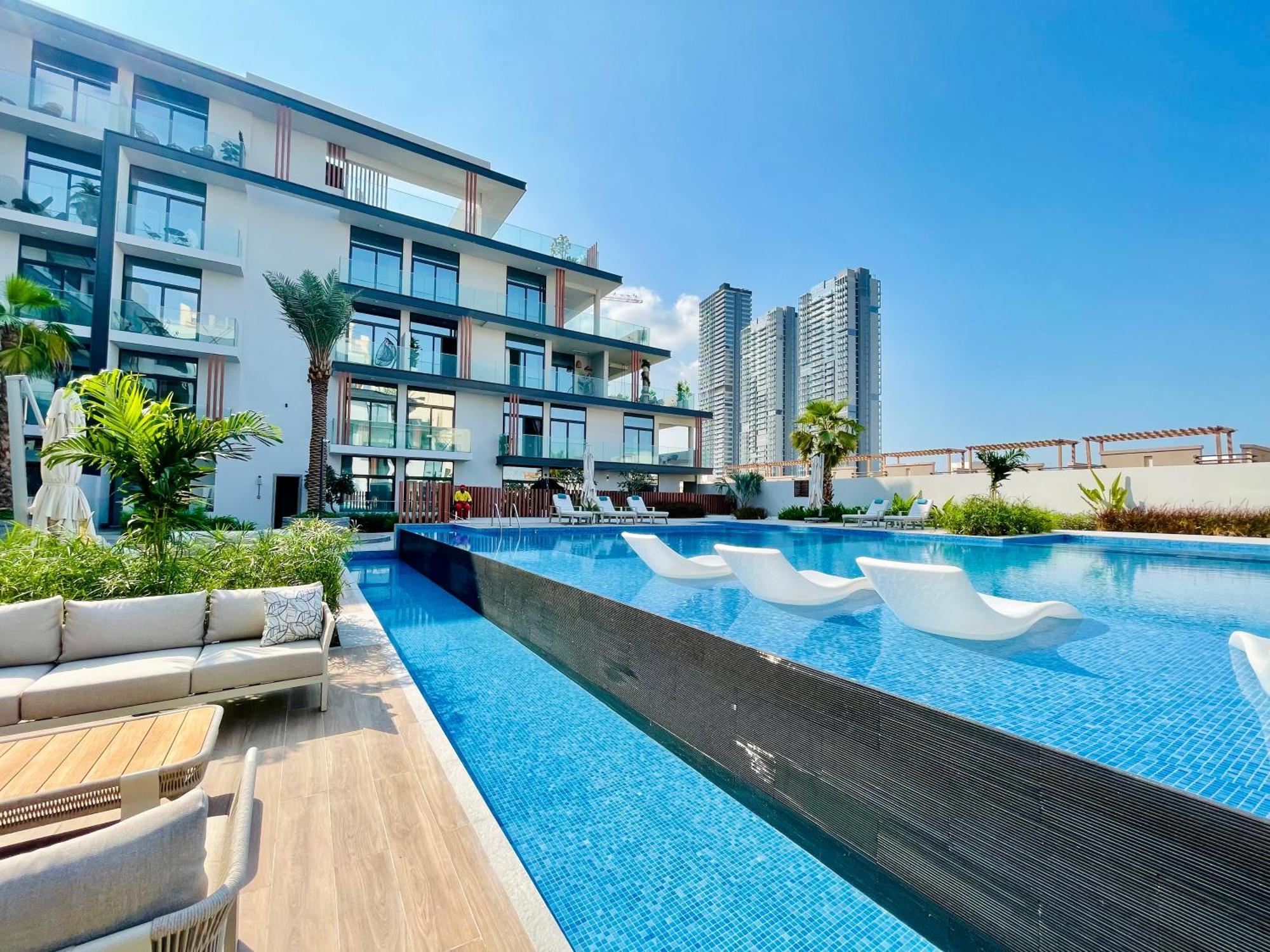 Brand New Luxury 1 Bedroom * Dubai