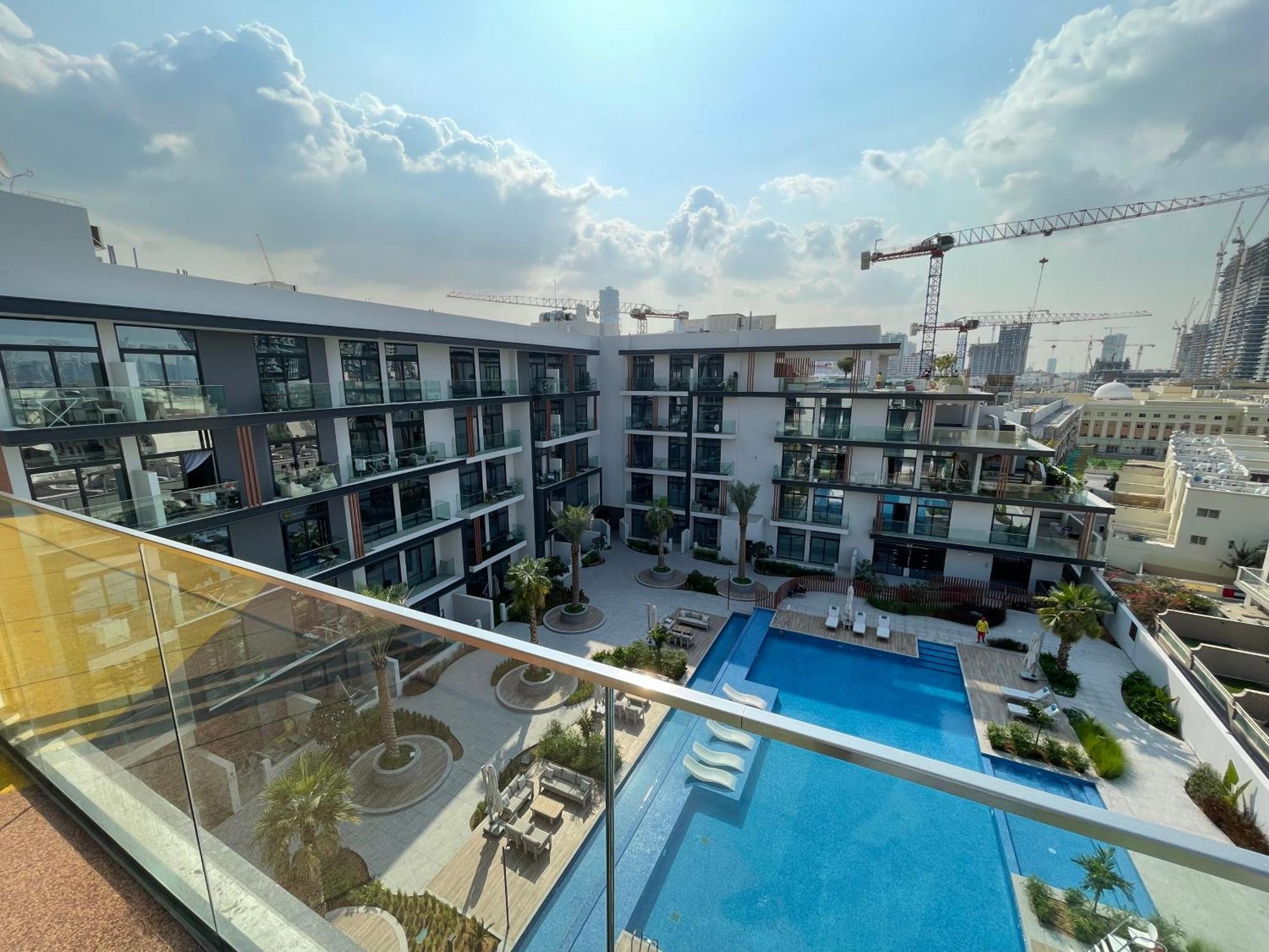 Brand New Luxury 1 Bedroom *