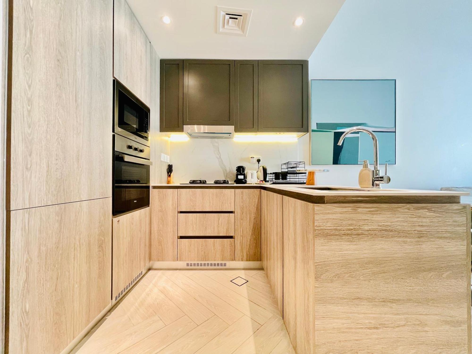Apartment Brand New Luxury 1 Bedroom Dubai