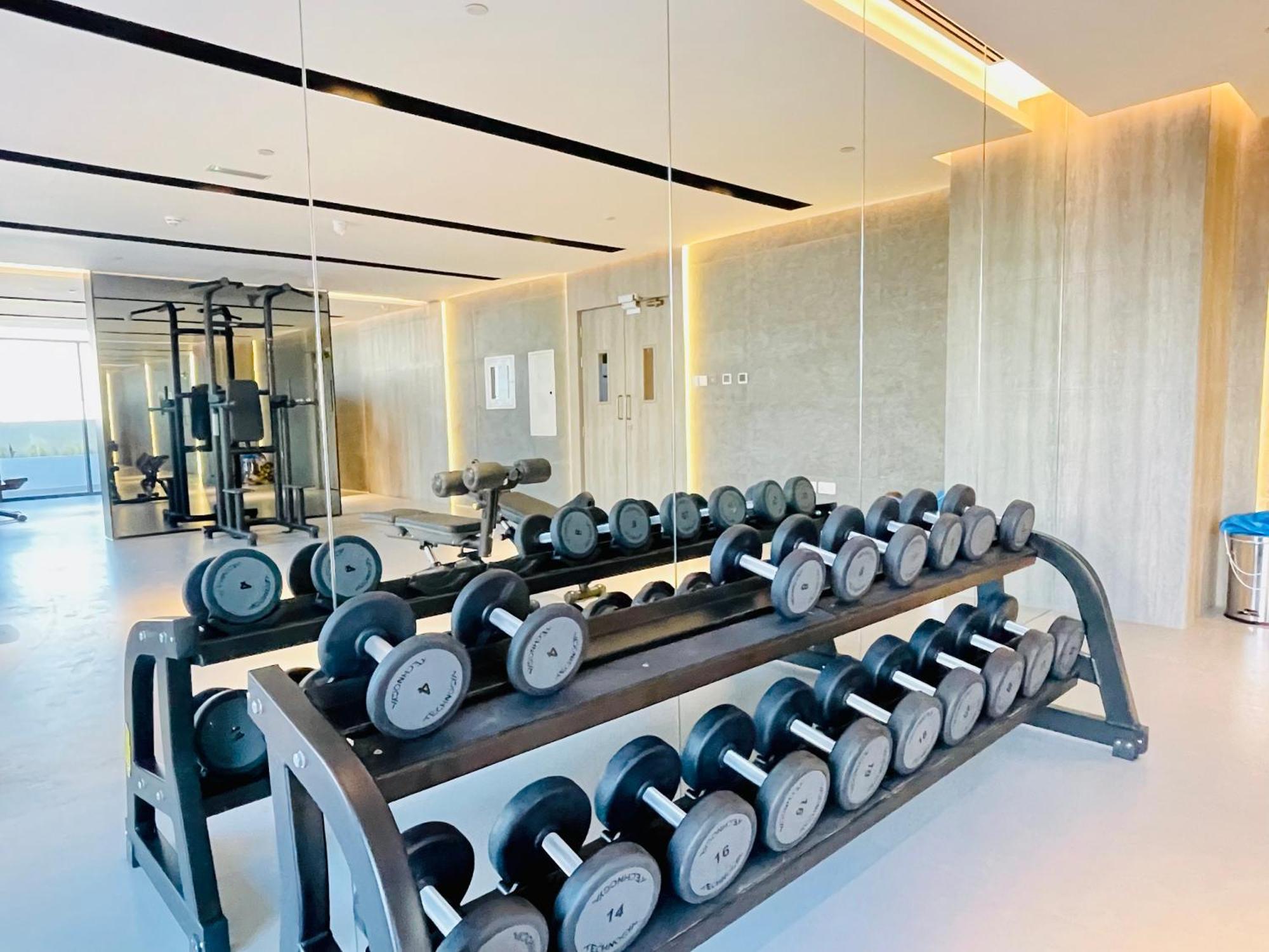 Brand New Luxury 1 Bedroom *