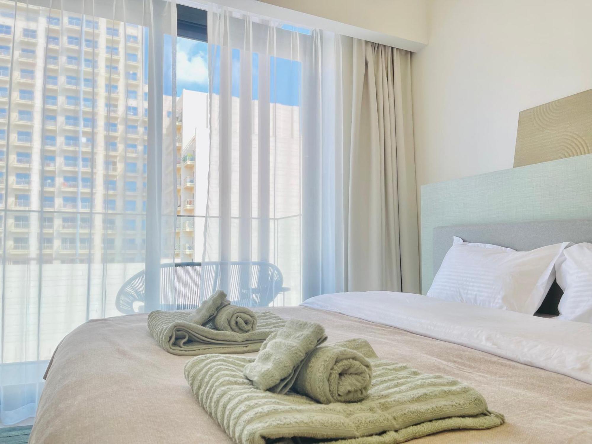 Brand New Luxury 1 Bedroom Apartment Dubai